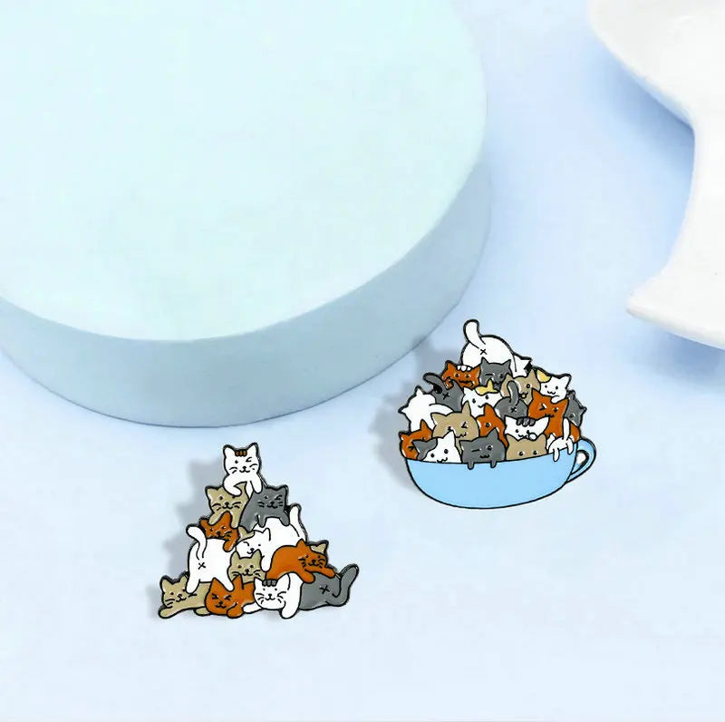 Cats Enamel Pin – Coffee Cup Kitten Brooch, Lapel Badge Jewelry Gift